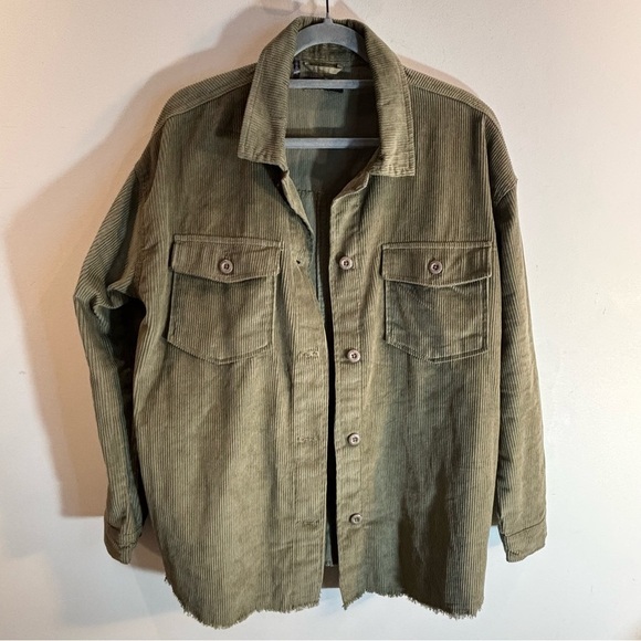 SILVER JEANS Sz M Shirt Boyfriend Fit Corduroy Seam Pockets Unlined Buttons NWOT - Picture 4 of 13